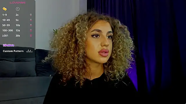 CurlyAnt0 online show from March 16, 2025, 12:01 am