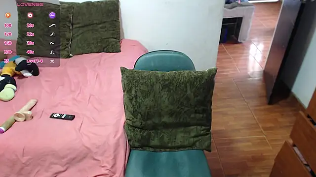 Snapshot of carolina_linarez69 chatting on February 15, 2026, 7:24 pm carolina linarez69 online show from February 15, 2026, 7:24 pm