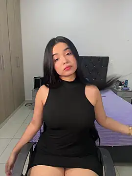 AuroraFiore online show from May 24, 2026, 2:44 am