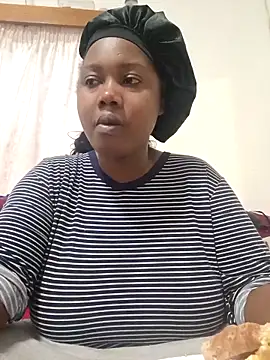 contagiousqueen online show from April 30, 2026, 10:55 am