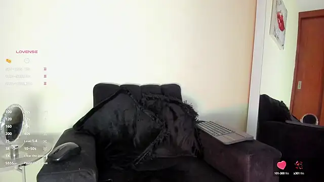 victoria  lace  online show from September 18, 2025, 12:24 am