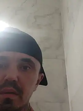 Snapshot of HungJonny99 chatting on February 19, 2025, 8:10 pm HungJonny99 online show from February 19, 2025, 8:10 pm