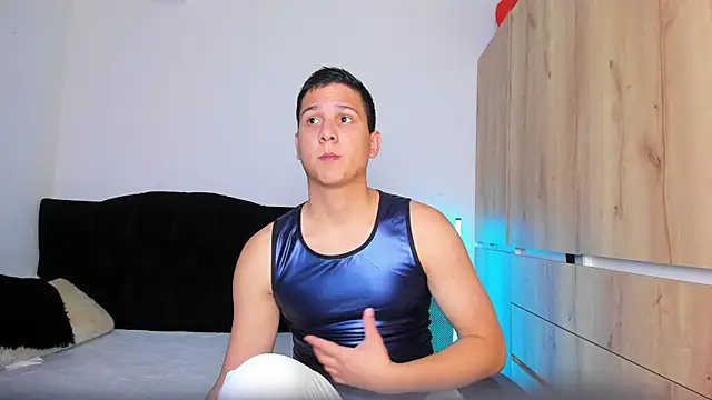 ANDREZALVAREZ online show from October 27, 2025, 10:54 pm