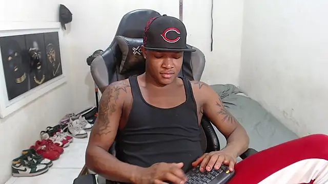 Snapshot of Alid_17 chatting on December 24, 2024, 6:55 am Alid 17 online show from December 24, 2024, 6:55 am