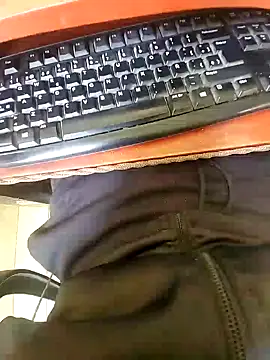 Snapshot of Chrissex7 chatting on November 8, 2025, 3:59 pm Chrissex7 online show from November 8, 2025, 3:59 pm