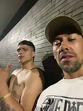 dantedesirexx online show from March 14, 2025, 4:43 am