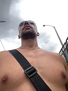 dantedesirexx online show from March 18, 2025, 4:28 pm