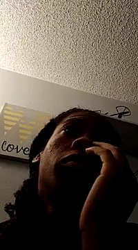 lightskinnbrazzy online show from March 18, 2025, 8:17 am