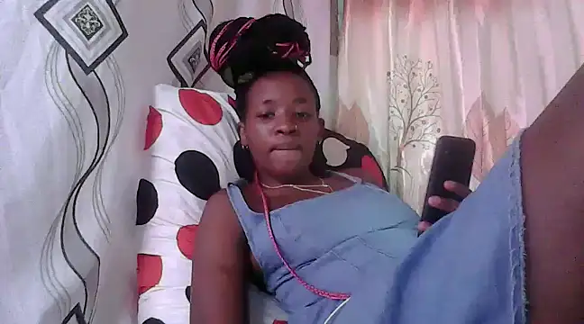 SexyRed18 online show from December 28, 2024, 3:15 pm