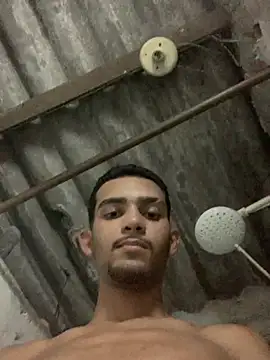 moreninhoP online show from February 12, 2025, 3:29 am