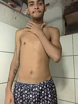 moreninhoP online show from February 26, 2025, 3:35 am