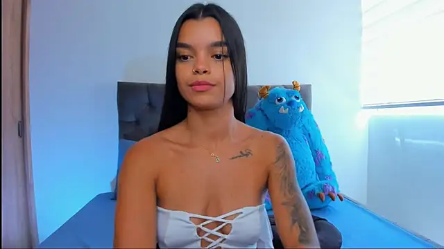 mia world  online show from November 7, 2025, 5:17 pm