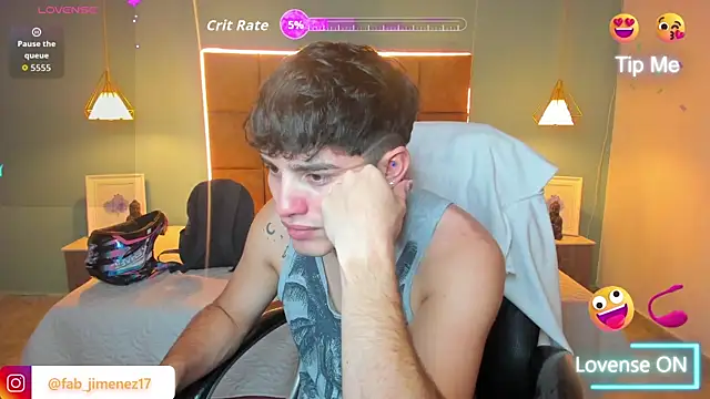 AlejooTwink online show from September 11, 2025, 1:38 am