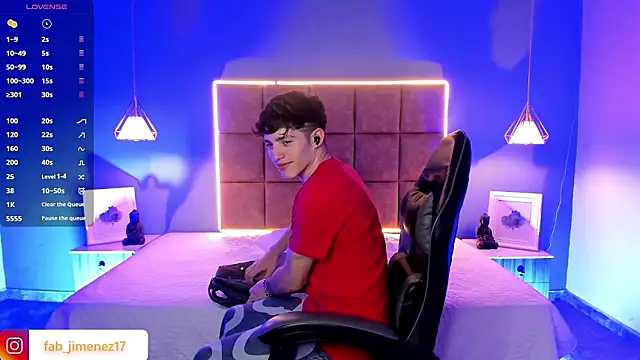 AlejooTwink online show from March 25, 2026, 3:39 am