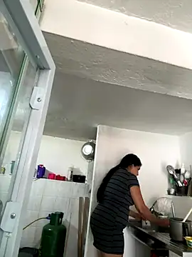 siri duque online show from October 10, 2025, 4:19 pm