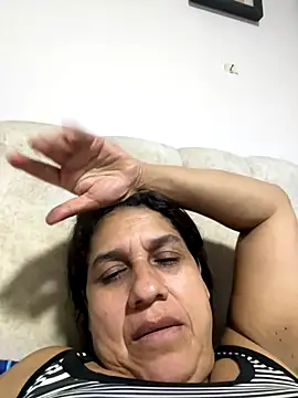 siri duque online show from October 9, 2025, 10:43 pm