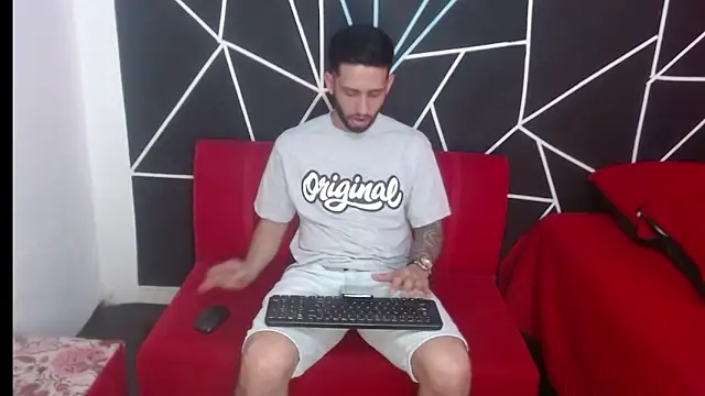 maxXximo777 online show from January 21, 2025, 9:36 pm