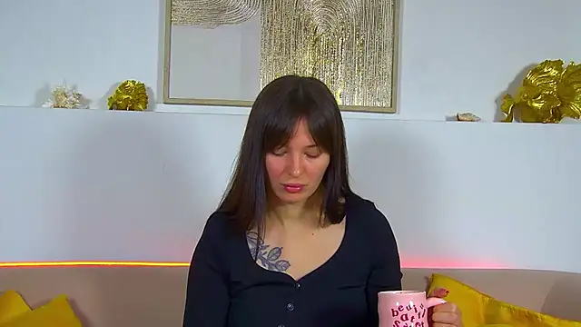 Snapshot of AlexandraBloom chatting on February 27, 2026, 6:30 pm AlexandraBloom online show from February 27, 2026, 6:30 pm