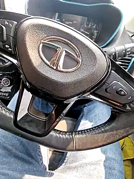 vivanpraj999 online show from November 15, 2025, 7:34 am