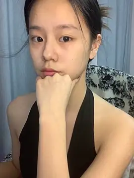 QING-QING-66 online show from December 31, 2024, 2:14 pm