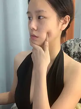 QING-QING-66 online show from January 4, 2025, 2:25 pm