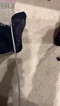 kimkim123123 online show from October 9, 2025, 2:06 pm