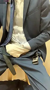 kimkim123123 online show from December 16, 2025, 4:00 pm