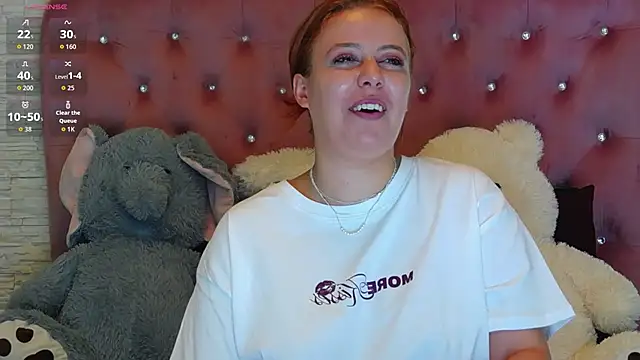 SophiaStarr online show from November 28, 2025, 7:47 pm