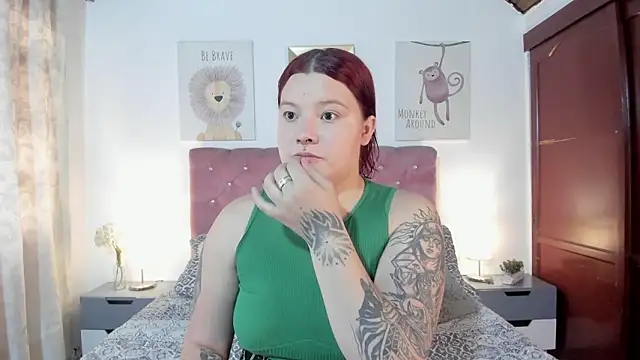 Snapshot of CelessteRedds chatting on February 16, 2026, 12:37 pm CelessteRedds online show from February 16, 2026, 12:37 pm