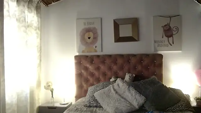 CelessteRedds online show from March 6, 2026, 2:12 pm