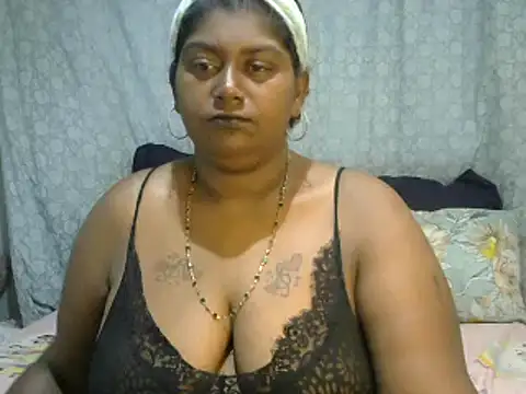 Snapshot of indiansuga chatting on February 5, 2025, 4:27 am indiansuga online show from February 5, 2025, 4:27 am