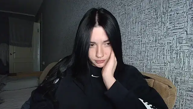 Liana diva online show from February 25, 2026, 2:28 pm