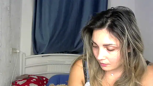 Snapshot of Iskor_ka chatting on October 27, 2025, 9:16 pm Iskor ka online show from October 27, 2025, 9:16 pm