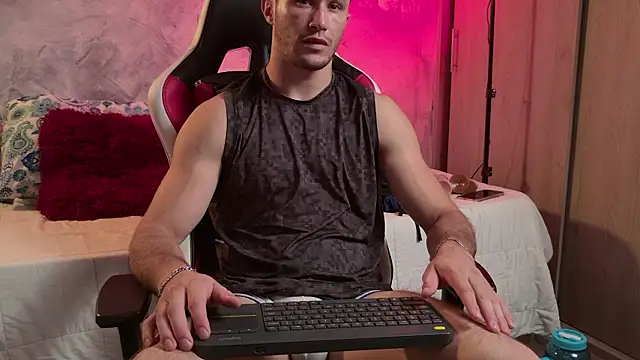 AxelFairchaild online show from March 4, 2026, 1:30 pm