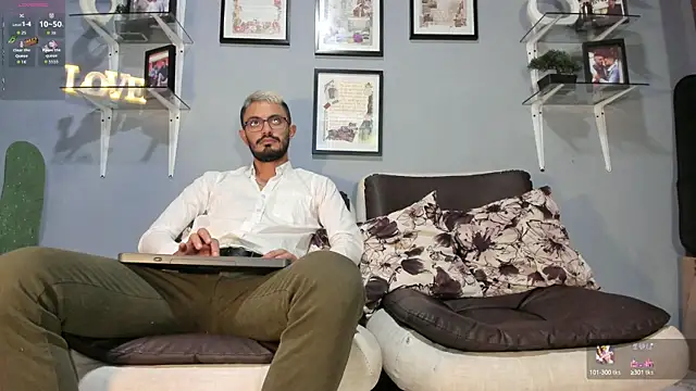 ETHAN ADAM online show from September 8, 2025, 7:57 pm