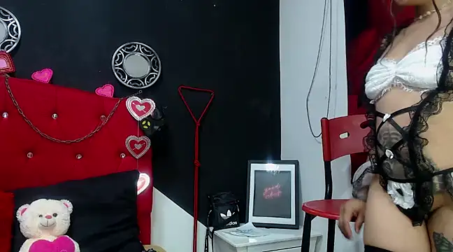 ScarletFoxXXX online show from February 26, 2025, 8:36 pm