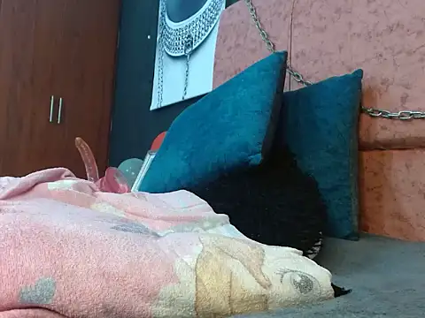 ScarletFoxXXX online show from March 4, 2025, 4:20 pm