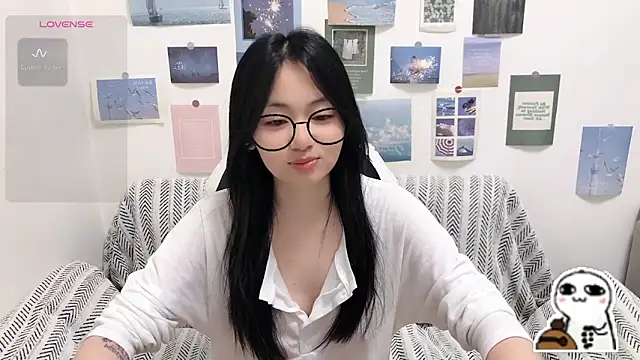 LiLiYbaby online show from June 7, 2026, 6:40 am