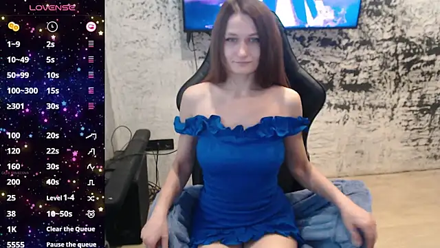 Snapshot of PamelaYoun chatting on December 1, 2025, 11:44 am PamelaYoun online show from December 1, 2025, 11:44 am