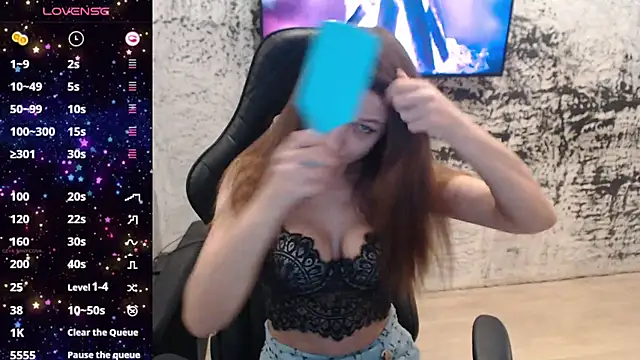 Snapshot of PamelaYoun chatting on November 24, 2025, 7:03 pm PamelaYoun online show from November 24, 2025, 7:03 pm