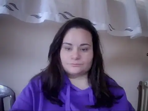 Snapshot of AalinnaK chatting on February 25, 2026, 2:39 pm AalinnaK online show from February 25, 2026, 2:39 pm