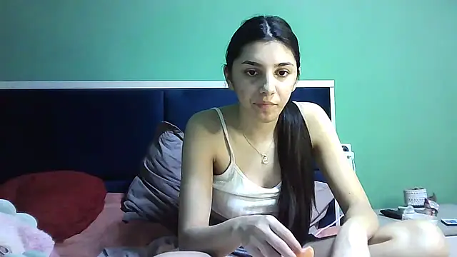 Ahotkittyxxx online show from January 6, 2025, 5:16 pm