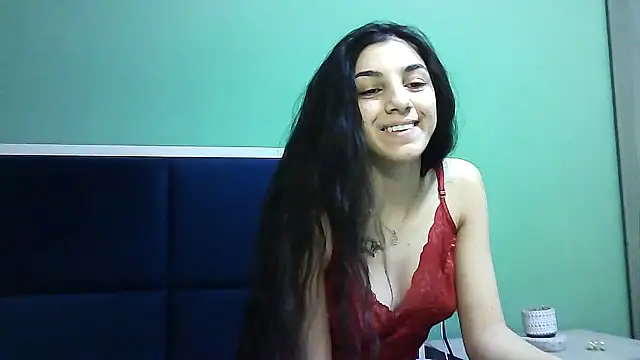 Ahotkittyxxx online show from December 2, 2024, 12:02 pm