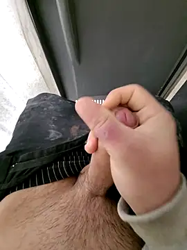 omarito100 online show from December 16, 2025, 9:24 am