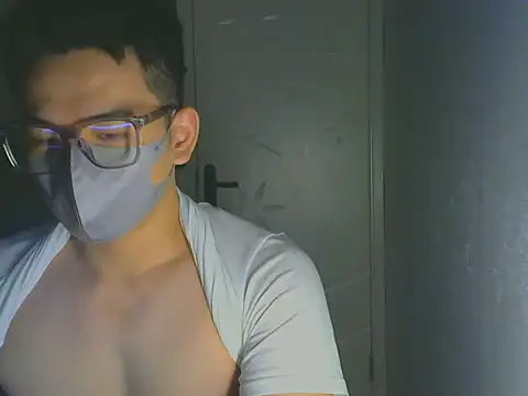 sweetboybyou online show from July 24, 2026, 3:19 pm
