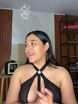 Snapshot of floriamANDjazmin chatting on June 27, 2026, 6:58 pm floriamANDjazmin online show from June 27, 2026, 6:58 pm