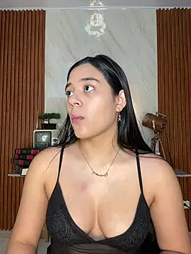 Snapshot of floriamANDjazmin chatting on July 15, 2026, 3:02 am floriamANDjazmin online show from July 15, 2026, 3:02 am