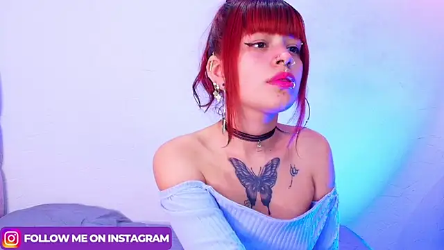 AuroraDiaz online show from March 14, 2025, 7:04 am