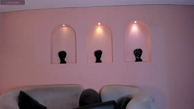 TaraLawrence online show from March 15, 2026, 4:08 am