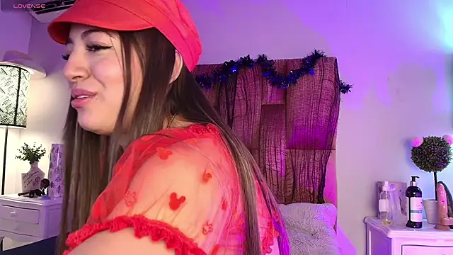 SweetBonniie online show from October 31, 2025, 2:13 pm